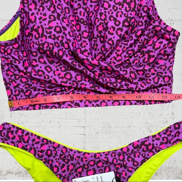 NWT BCBGeneration Two Piece Cheetah Print Reversible Swimsuit Size Small - Picture 5 of 10